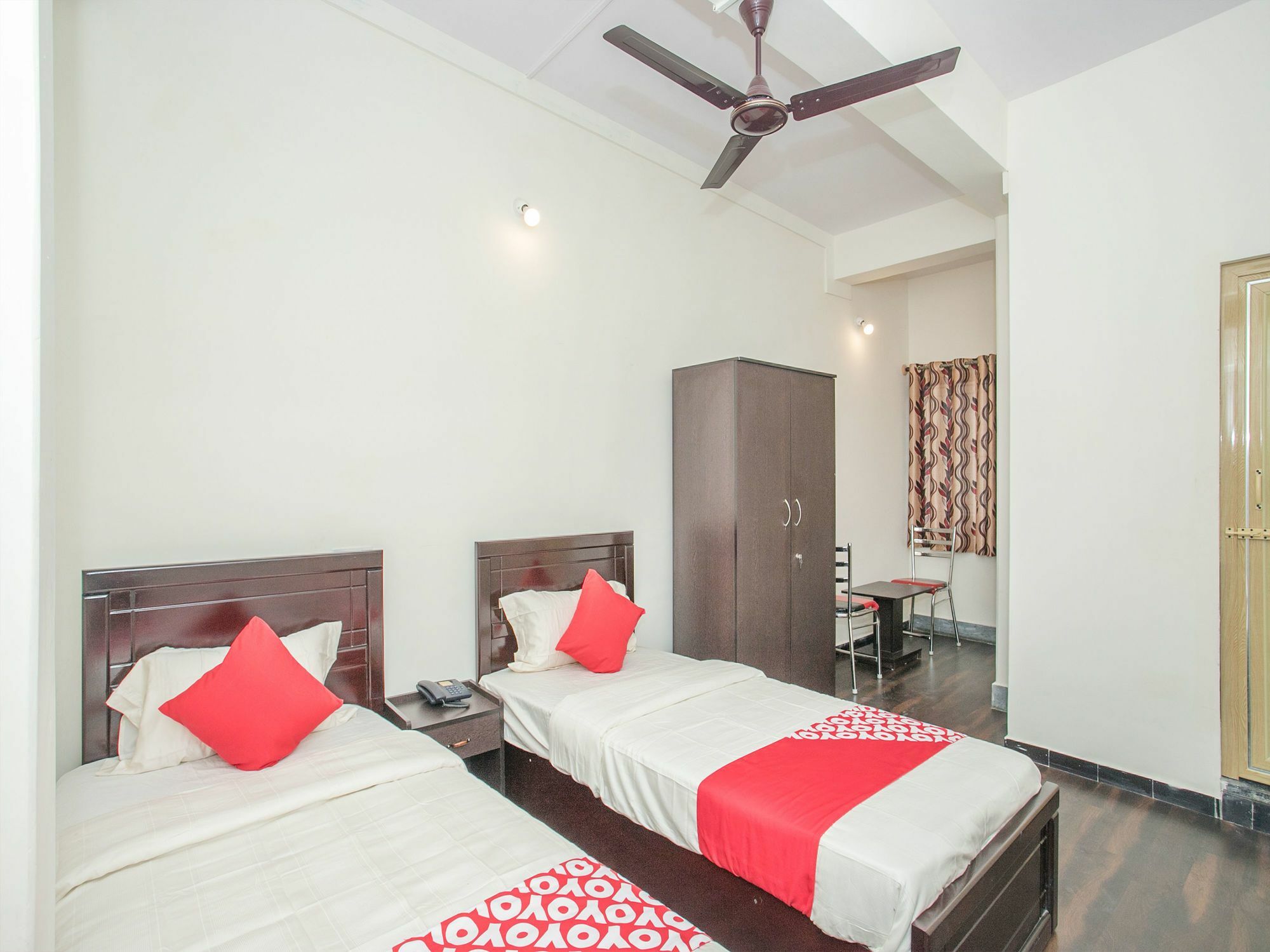 Oyo 14430 Sunshine Grand Otel Bangalore Dış mekan fotoğraf