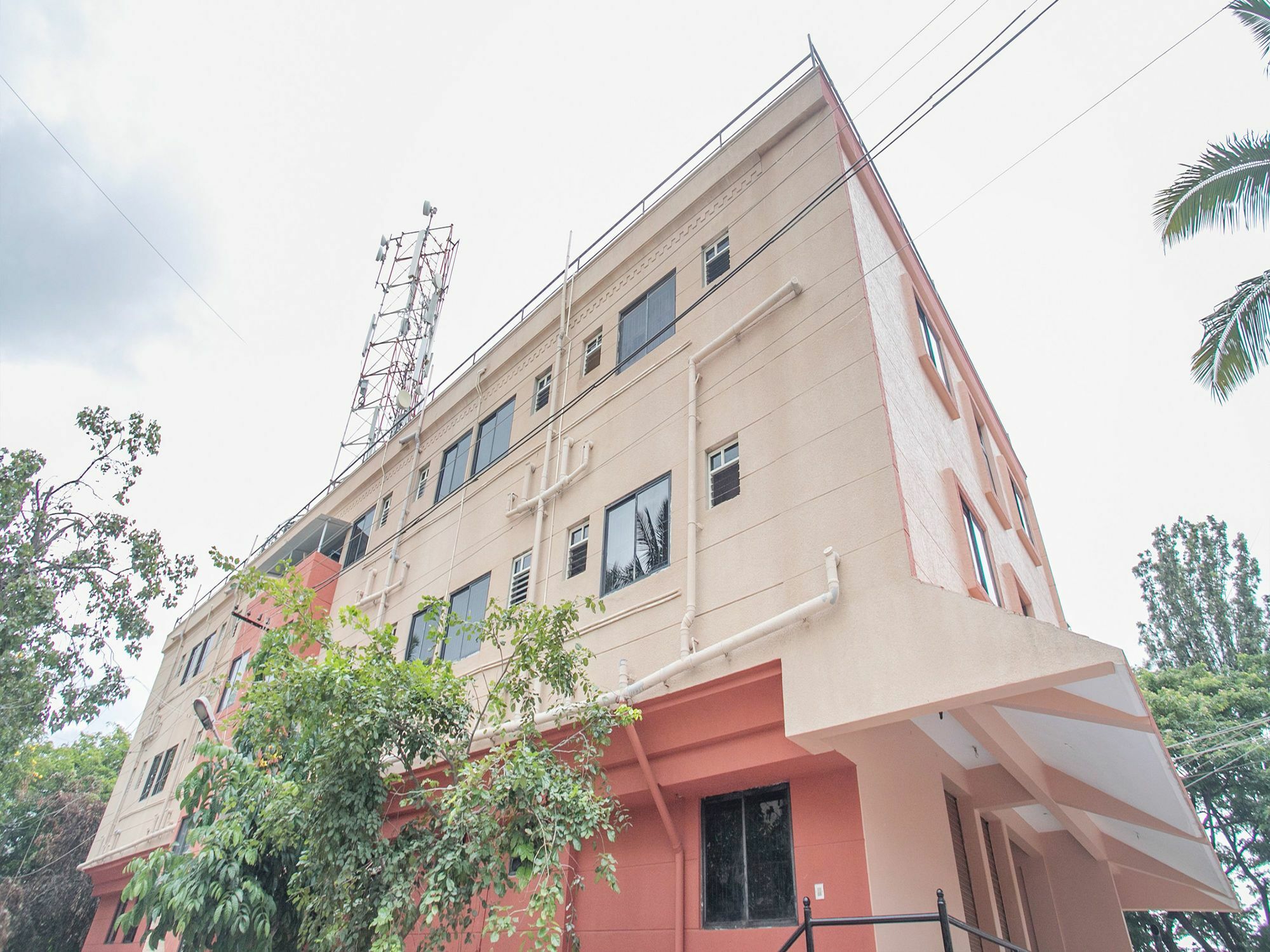 Oyo 14430 Sunshine Grand Otel Bangalore Dış mekan fotoğraf